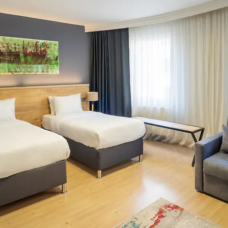 Adresin Hotel 4*