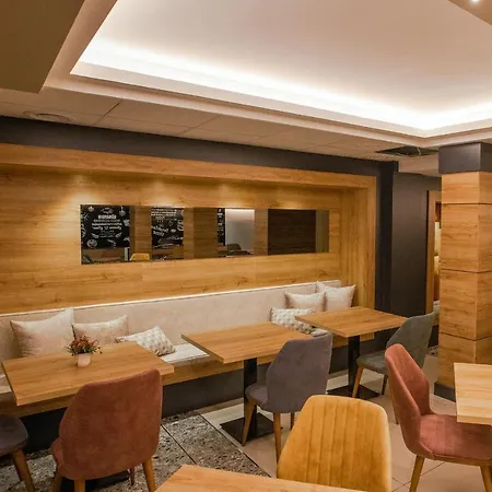 Hotel Adresin