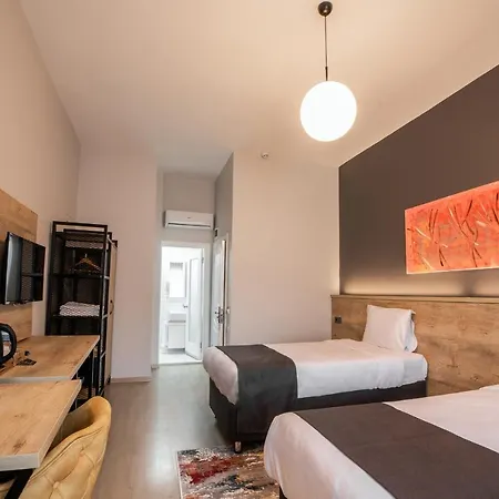 Adresin Hotel