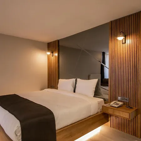 Adresin Hotell 4*