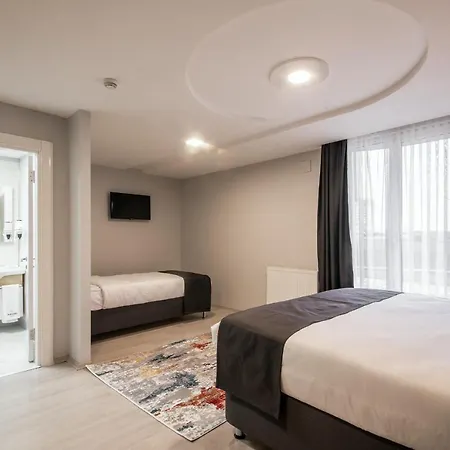 Hotel Adresin 4*